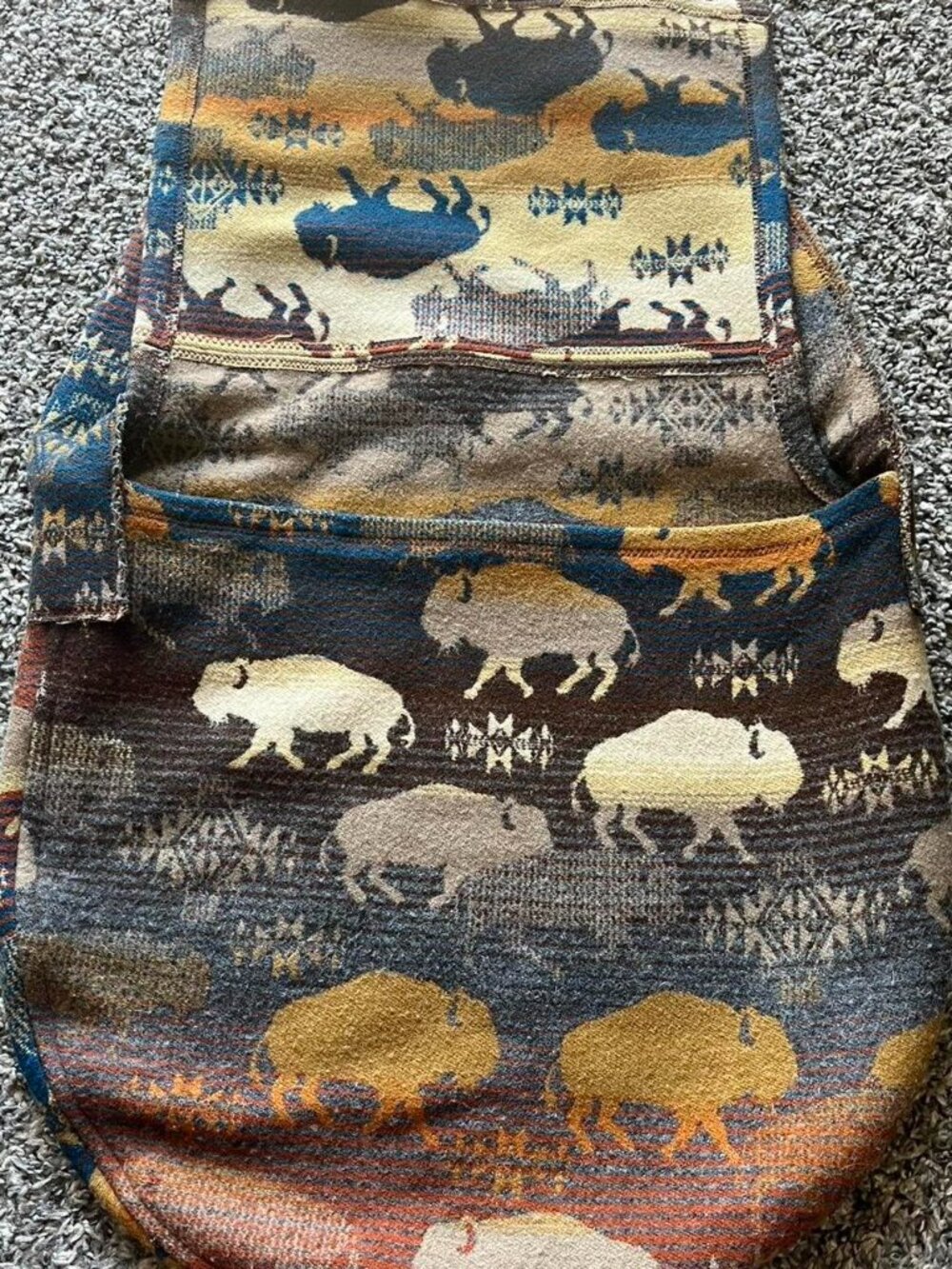Pendleton Wool Prairie Bison Rush Hour Crossbody Drum Bag Boho Western Jacquard - Picture 2 of 7